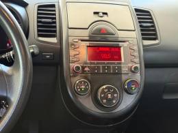 KIA MOTORS - SOUL - 2009/2010 - Vermelha - R$ 39.500,00