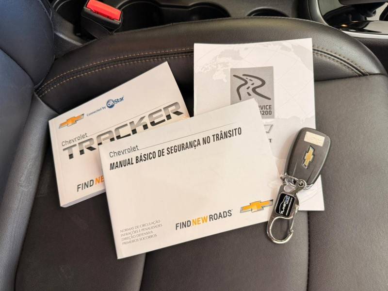 CHEVROLET - TRACKER - 2018/2018 - Cinza - R$ 89.900,00