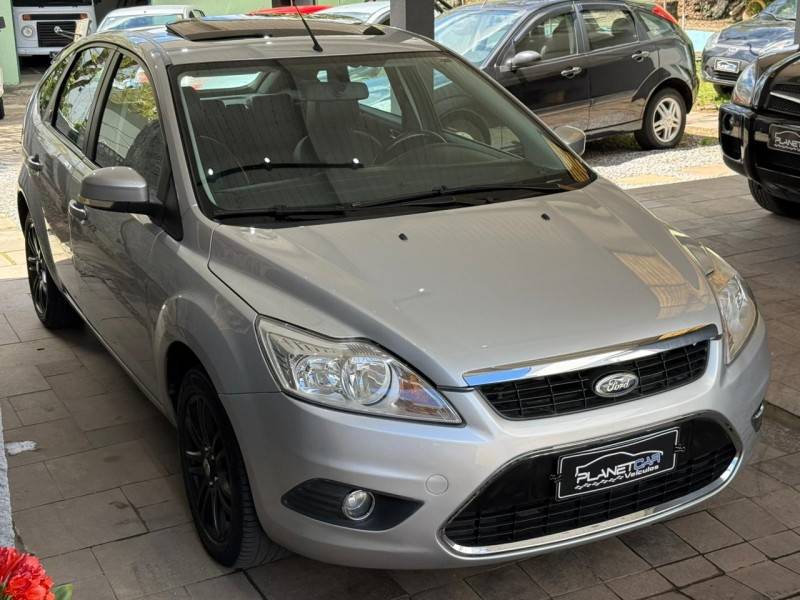 FORD - FOCUS - 2009/2009 - Prata - R$ 35.500,00