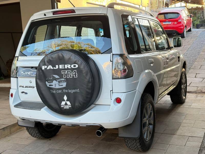 MITSUBISHI - PAJERO TR4 - 2013/2013 - Branca - R$ 58.900,00