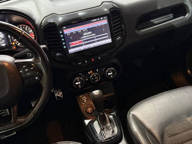 FIAT - TORO - 2017/2018 - Preta - R$ 92.800,00