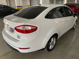 FORD - FIESTA - 2017/2017 - Branca - R$ 55.000,00