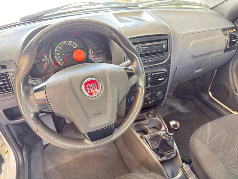 FIAT - STRADA - 2019/2020 - Branca - R$ 60.000,00