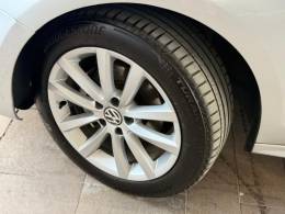 VOLKSWAGEN - JETTA - 2011/2012 - Prata - R$ 59.900,00