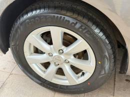 NISSAN - VERSA - 2012/2013 - Cinza - R$ 42.000,00