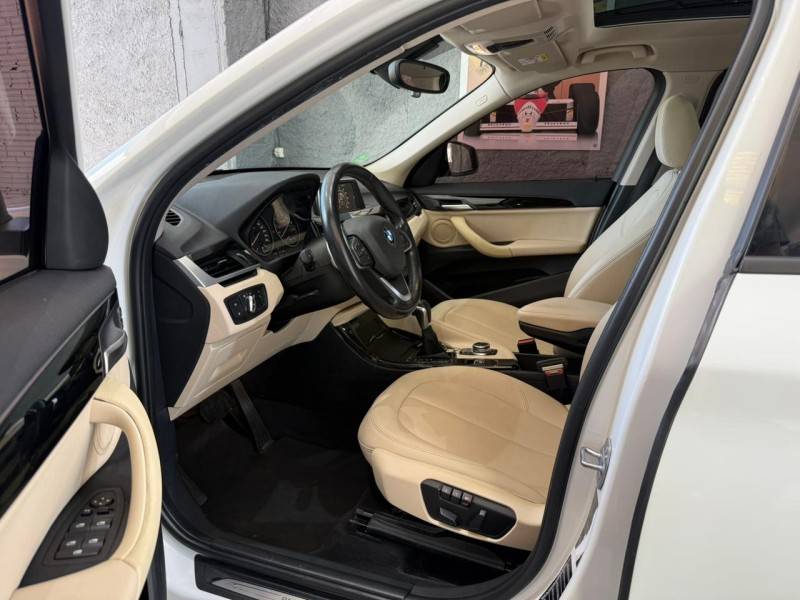 BMW - X1 - 2017/2018 - Branca - R$ 133.900,00