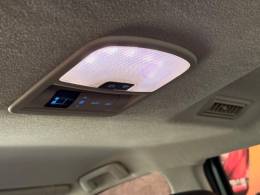 TOYOTA - HILUX SW4 - 2016/2016 - Prata - R$ 206.000,00