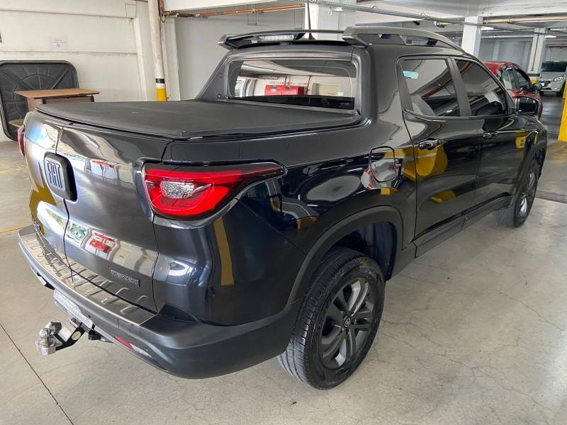 FIAT - TORO - 2017/2018 - Preta - R$ 94.900,00