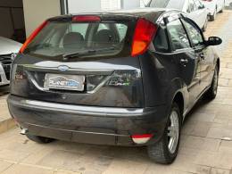 FORD - FOCUS - 2008/2009 - Preta - R$ 27.900,00