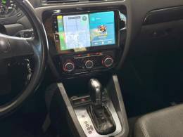 VOLKSWAGEN - JETTA - 2011/2012 - Prata - R$ 59.900,00