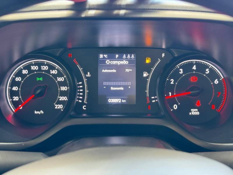 FIAT - FASTBACK - 2023/2024 - Branca - R$ 108.000,00