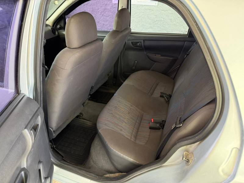 CHEVROLET - CELTA - 2007/2008 - Prata - R$ 18.000,00