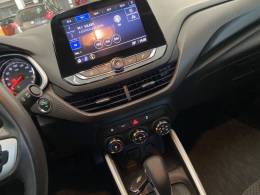 CHEVROLET - ONIX - 2021/2021 - Branca - R$ 80.000,00