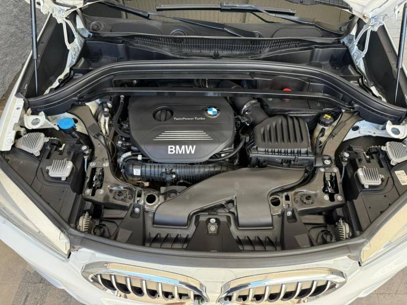 BMW - X1 - 2017/2018 - Branca - R$ 133.900,00