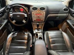 FORD - FOCUS - 2012/2013 - Prata - R$ 43.000,00