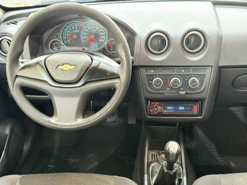 CHEVROLET - CELTA - 2012/2012 - Prata - R$ 29.500,00