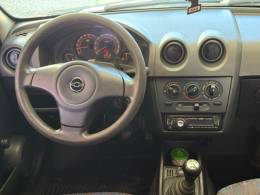 CHEVROLET - CELTA - 2007/2008 - Prata - R$ 18.000,00
