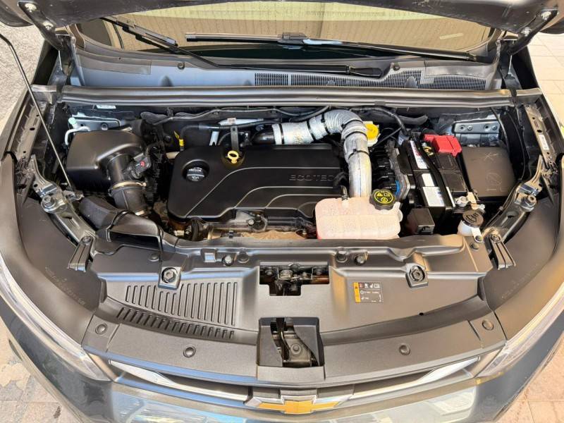 CHEVROLET - TRACKER - 2018/2018 - Cinza - R$ 89.900,00