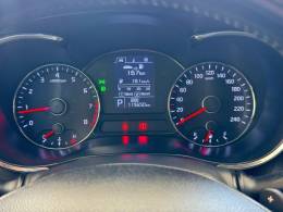 KIA MOTORS - CERATO - 2013/2014 - Branca - R$ 68.000,00