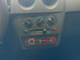 CHEVROLET - CELTA - 2009/2010 - Preta - R$ 28.900,00