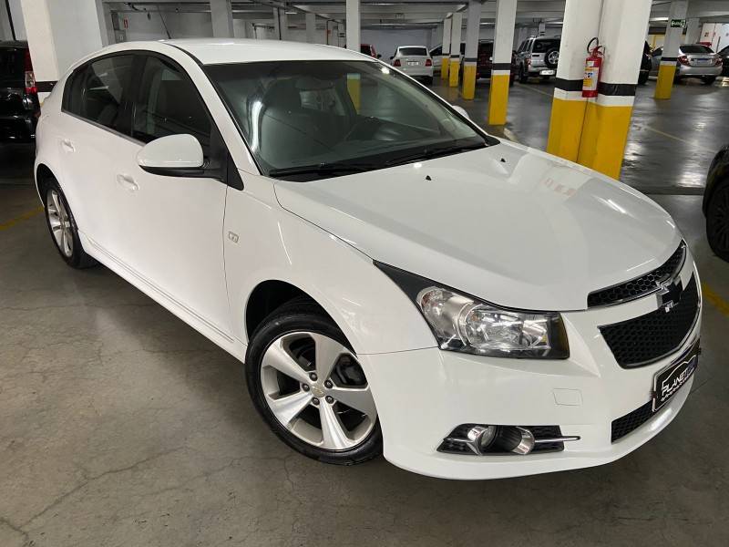 CHEVROLET - CRUZE - 2014/2014 - Branca - R$ 62.900,00