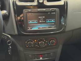 RENAULT - SANDERO - 2019/2020 - Branca - R$ 45.900,00