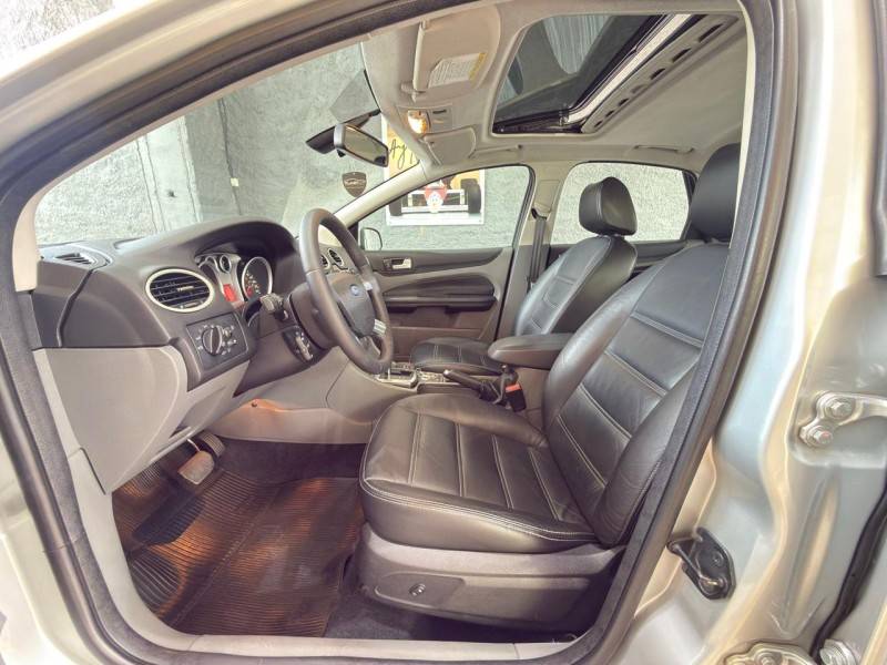 FORD - FOCUS - 2013/2013 - Prata - R$ 56.000,00