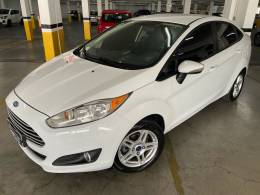 FORD - FIESTA - 2017/2017 - Branca - R$ 55.000,00