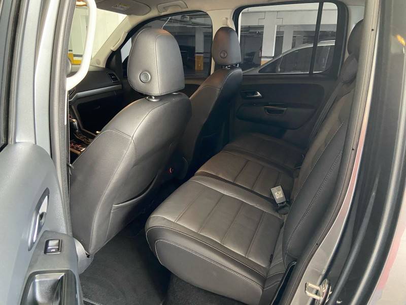 VOLKSWAGEN - AMAROK - 2019/2019 - Cinza - R$ 159.900,00