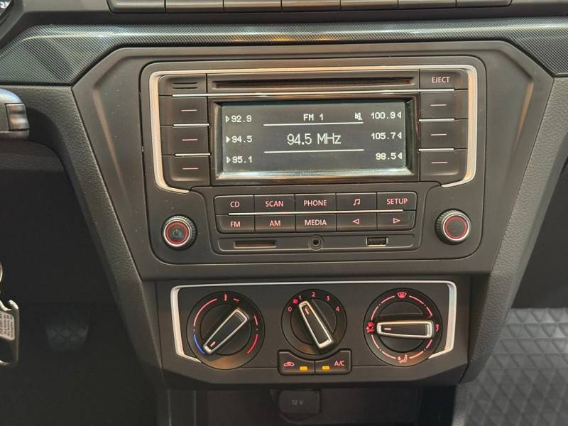 VOLKSWAGEN - SAVEIRO - 2019/2020 - Branca - R$ 63.000,00