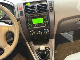 HYUNDAI - TUCSON - 2010/2011 - Prata - R$ 43.500,00