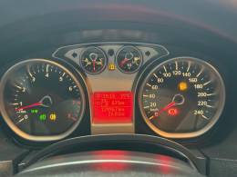 FORD - FOCUS - 2012/2013 - Prata - R$ 43.000,00