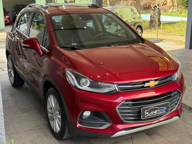 CHEVROLET - TRACKER - 2018/2018 - Vermelha - R$ 89.900,00