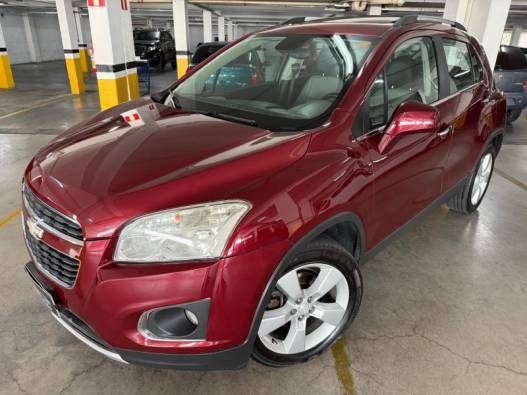 CHEVROLET - TRACKER - 2013/2014 - Vermelha - R$ 70.000,00