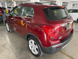 CHEVROLET - TRACKER - 2013/2014 - Vermelha - R$ 70.000,00