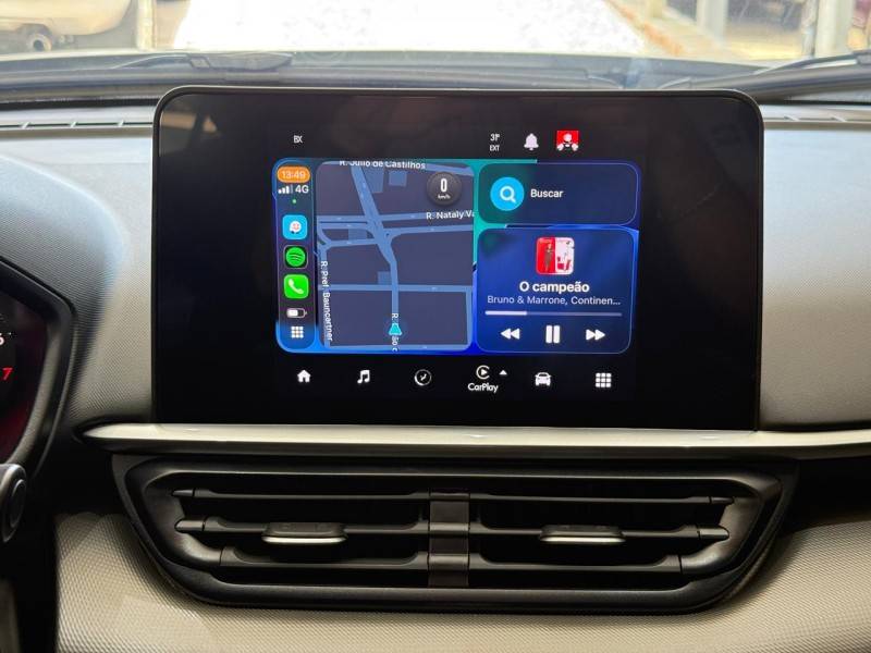 FIAT - FASTBACK - 2023/2024 - Branca - R$ 108.000,00