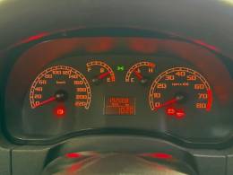 FIAT - PALIO - 2005/2006 - Branca - R$ 19.900,00