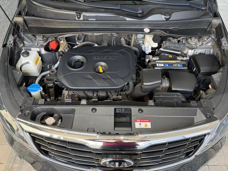 KIA MOTORS - SPORTAGE - 2015/2015 - Preta - R$ 78.000,00