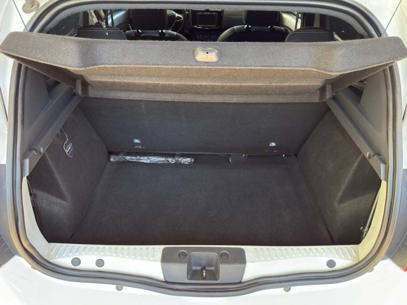 RENAULT - SANDERO - 2019/2020 - Branca - R$ 45.900,00