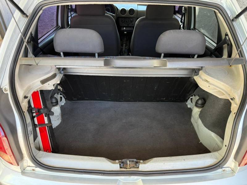 CHEVROLET - CELTA - 2007/2008 - Prata - R$ 18.000,00