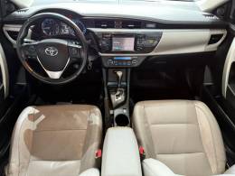 TOYOTA - COROLLA - 2014/2015 - Preta - R$ 85.900,00