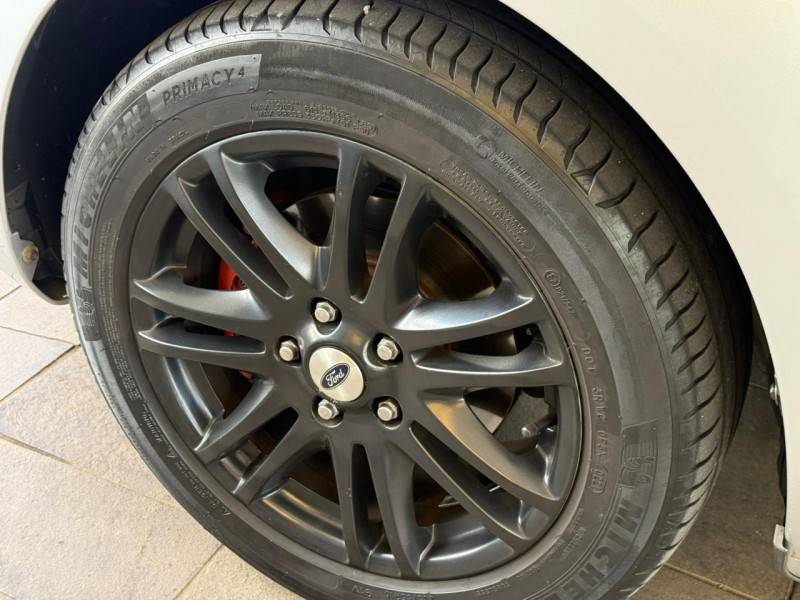 FORD - FOCUS - 2009/2009 - Prata - R$ 35.500,00