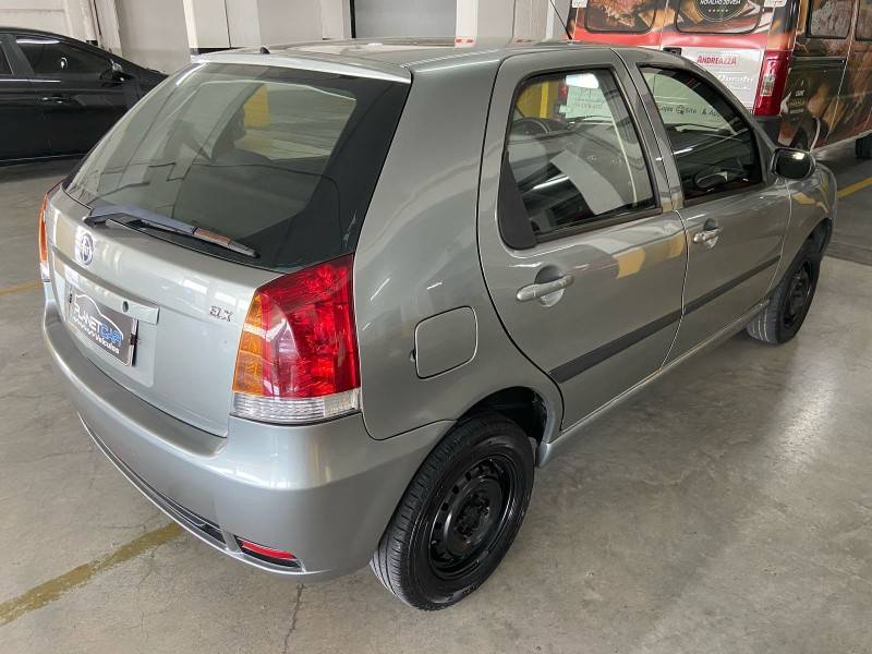 FIAT - PALIO - 2006/2007 - Cinza - R$ 22.900,00