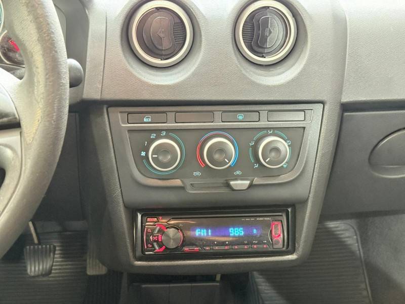 CHEVROLET - CELTA - 2012/2012 - Prata - R$ 29.500,00