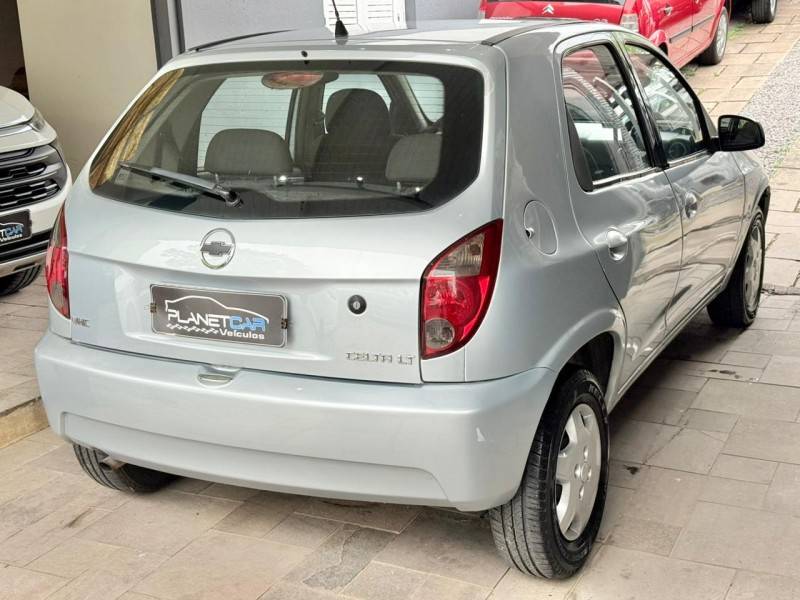 CHEVROLET - CELTA - 2012/2012 - Prata - R$ 29.500,00