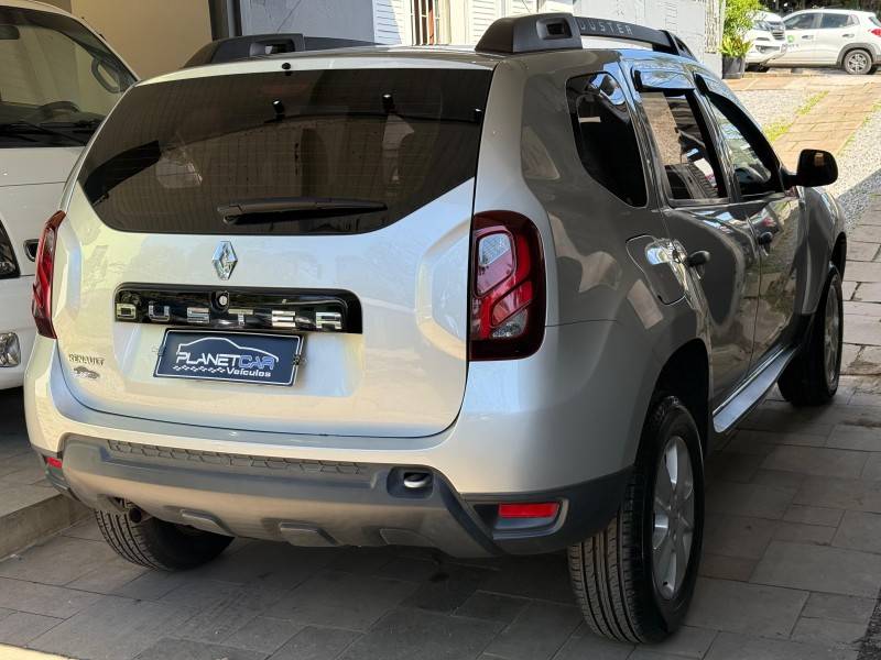 RENAULT - DUSTER - 2015/2016 - Prata - R$ 61.000,00