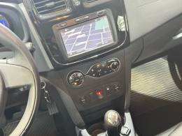 RENAULT - SANDERO - 2018/2018 - Preta - R$ 52.900,00