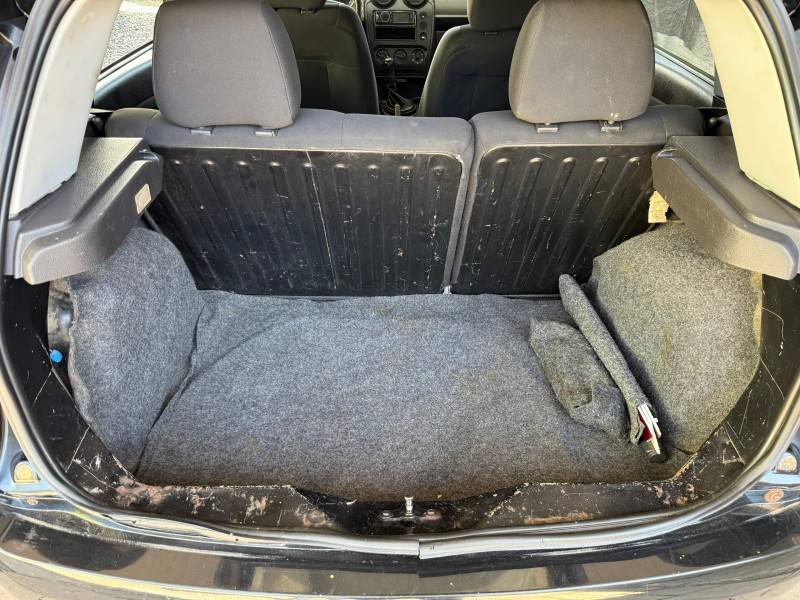 FORD - FIESTA - 2013/2014 - Preta - R$ 24.000,00