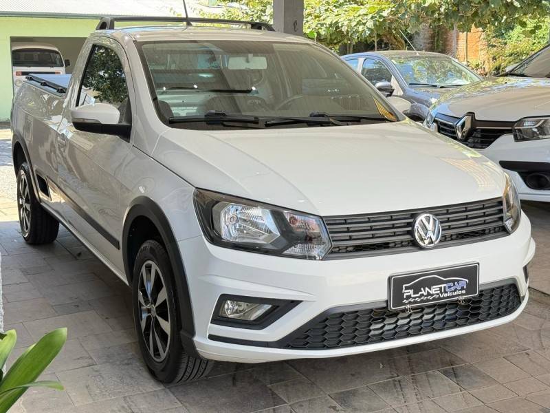 VOLKSWAGEN - SAVEIRO - 2019/2020 - Branca - R$ 63.000,00