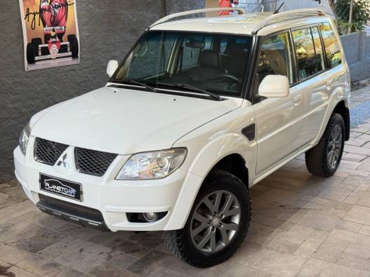 MITSUBISHI - PAJERO TR4 - 2013/2013 - Branca - R$ 58.900,00